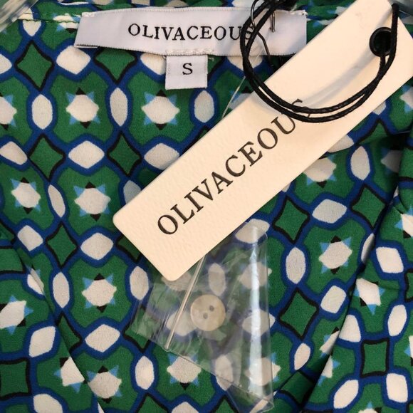 NWT OLIVACEOUS Short Sleeve Button Front Cropped Blouse Forest Green S & M - Picture 4 of 5